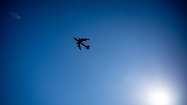 ABD'ye ait B-52 Stratofortress uçağı düştü