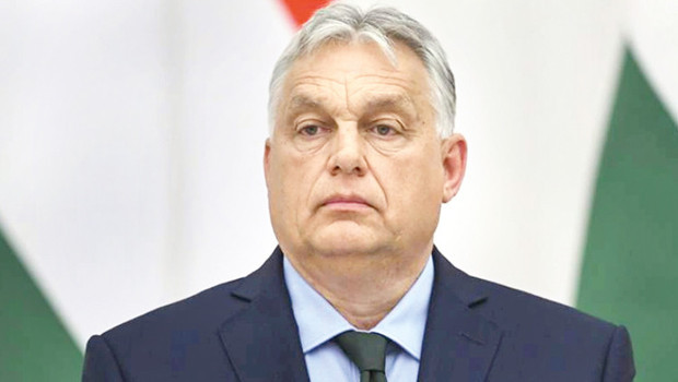 Orban’a dönüş yolu kapandı... Macar meclisinden 8 yıl sınırı kararı
