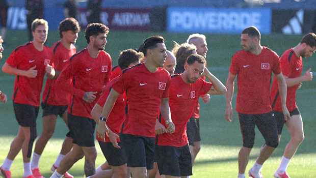 A Milli Futbol Takımı, San Jose'deki ilk antrenmanını yaptı! Montella 2 futbolcuyla özel görüştü