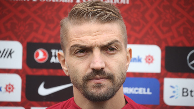 Caner Erkin futbola veda etti!