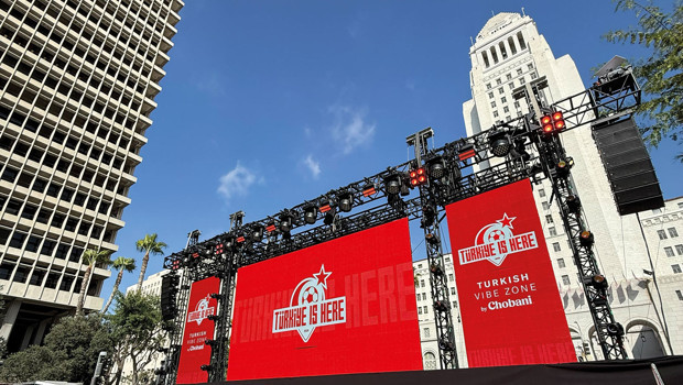 Los Angeles’ta dev etkinlik! Turkish Vibe Zone by Chobani kapılarını Dünya Kupası coşkusuyla açtı