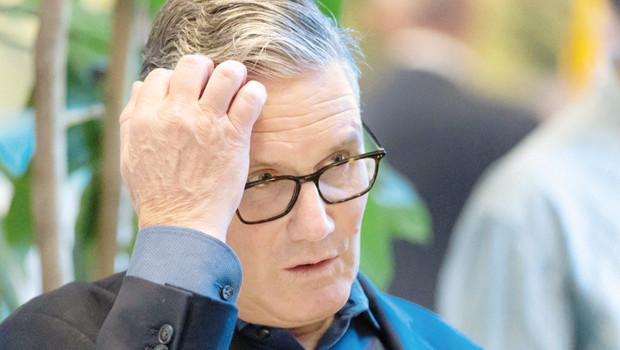 İşçi Partisi’nde liderlik krizi: Başbakan Starmer’e ‘sulh içinde git’ baskısı