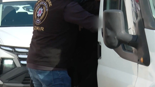 Seferihisar Belediyesine yönelik rüşvet operasyonunda imar müdürüne gözaltı