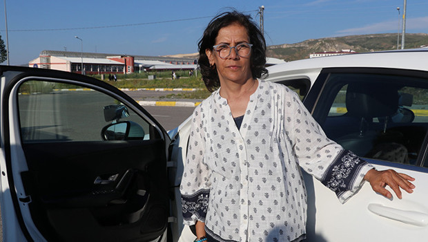 Onu azmettiren sebep duyanları duygulandırdı | 56 yaşında ehliyet aldı, dans ederek kutladı