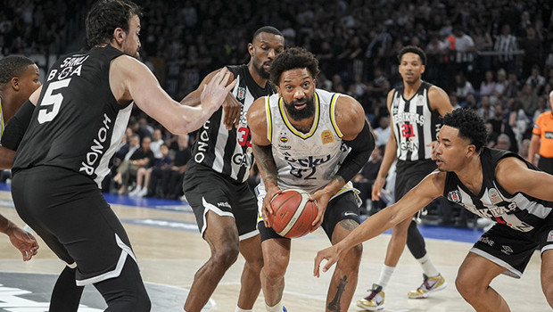 Fenerbahçe Beko'da Khem Birch ile yollar ayrıldı