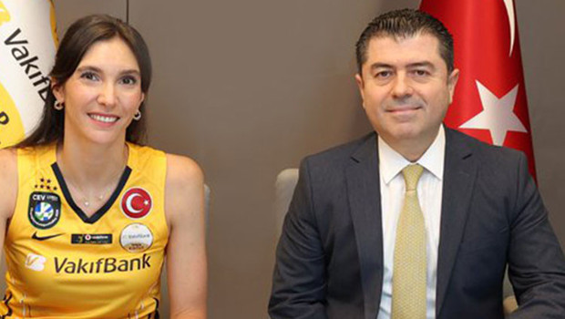 Naz Aydemir Akyol, yeniden VakıfBank'ta