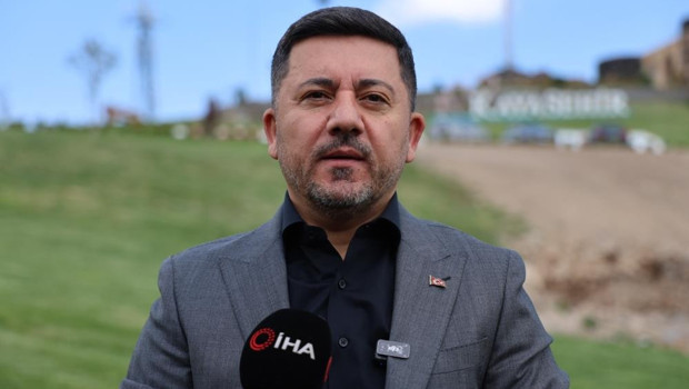 Nevşehir Belediye Başkanı Rasim Arı yeniden AK Parti'ye katılıyor