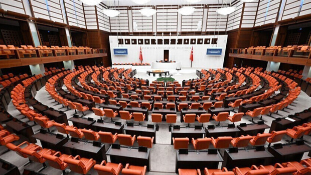 Torba Yasa Meclis’ten geçti... Ticarette e-tebligat dönemi başlıyor