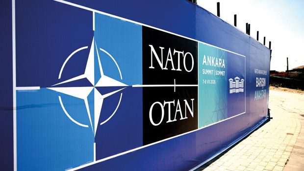 Akreditasyon tartışması! NATO topu ‘ev sahibi’ne attı