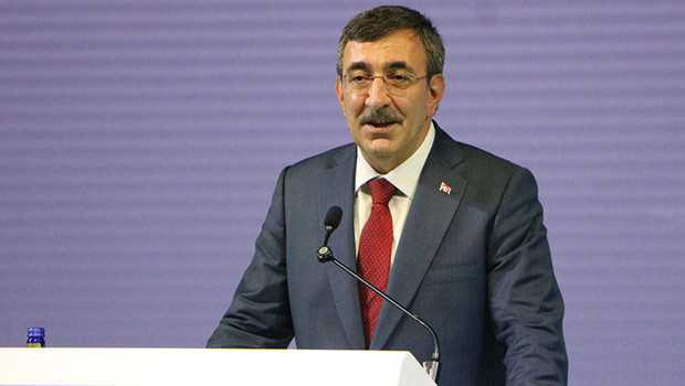 Cumhurbaşkanı Yardımcısı Yılmaz: Hafızlık, ilim yolculuğunun en sağlam başlangıçlarından biridir