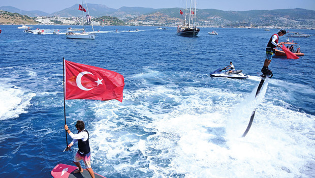 Denizlerde 100. yıl coşkusu