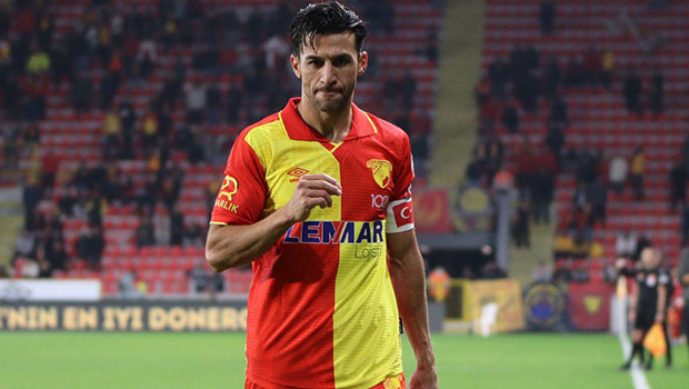 Göztepe'den futbolu bırakan İsmail Köybaşı'na teşekkür mesajı