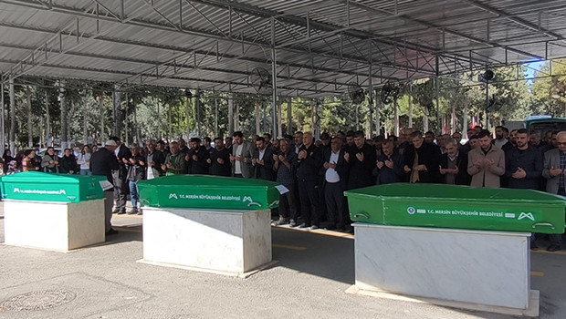 Mersin'de 4 kuzenin öldüğü kazada sürücü hakim karşısında: Yayaları görmedim