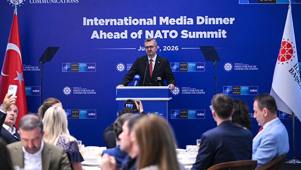 İletişim Başkanı Duran, NATO Zirvesi öncesi uluslararası basın mensuplarıyla buluştu