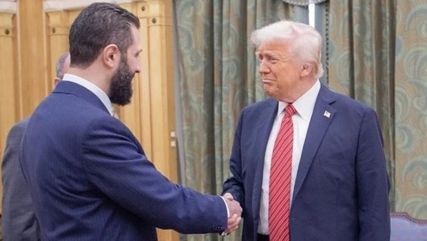 Şara ile Trump, NATO Zirvesi kapsamında görüştü haber görseli