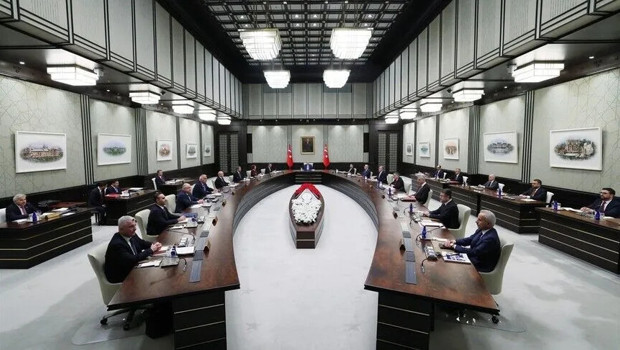 Kabine üyelerinden NATO Zirvesi paylaşımları