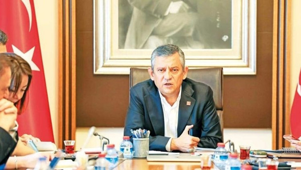 Özgür Özel madencileri andı