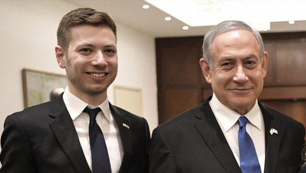 Netanyahu'nun oğlu ismini değiştirdi