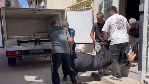 Kahreden olay… Evinin merdivenlerinden düşüp öldü
