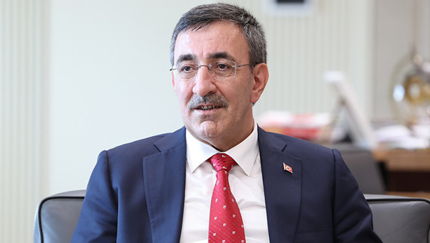 Cumhurbaşkanı Yardımcısı Yılmaz'dan F-35 ve CAATSA açıklaması: Artık top Amerikan yönetiminde haber görseli