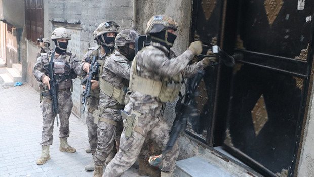 81 ilde FETÖ operasyonu: 958 şüpheli hakkında gözaltı kararı