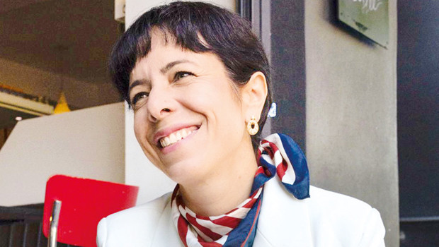 Göçmen kızı Elif eyalet başbakanlığına yürüyor: Berlin’e Türk kökenli Mamdani haber görseli