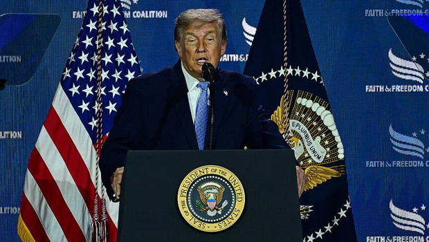 Trump: Çin 220 milyon ABD'linin seçmen bilgilerini ele geçirdi haber görseli