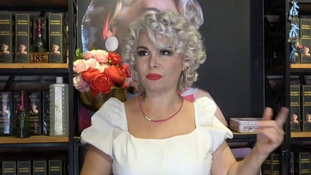 Mardinli 'Marilyn Monroe', 15 Temmuz paylaşımları nedeniyle tutuklandı