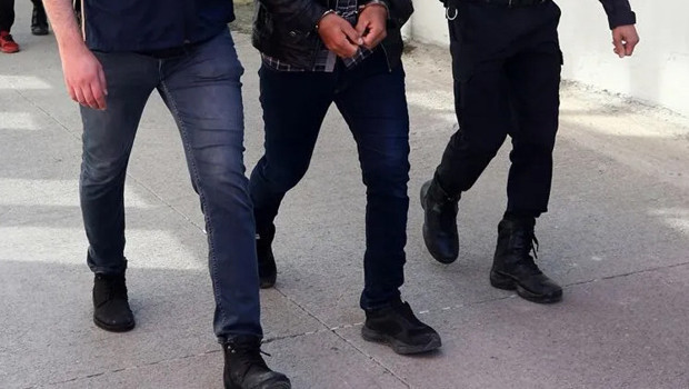 Jandarmadan geniş çaplı operasyon: 12 ilde suç örgütlerine darbe