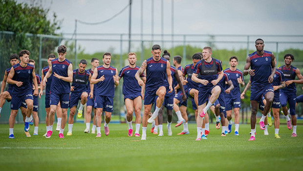 Trabzonspor'un Avusturya kampı kadrosu belli oldu! haber görseli
