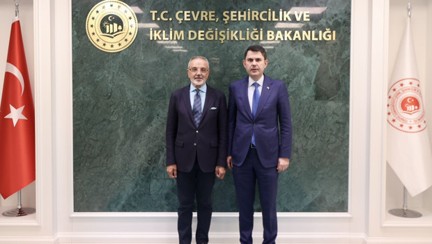 Bakan Kurum, DEM Parti Ağrı Milletvekili Sakık ile bir araya geldi haber görseli