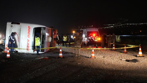 Otobüs kazasında yaralı sayısı 40'a yükseldi haber görseli