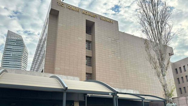 İzmir merkezli yasa dışı bahis operasyonunda 20 şüpheli tutuklandı haber görseli