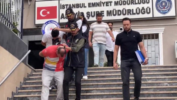 Oto galeri saldırganları yakalandı