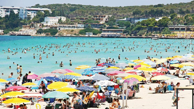 'Çeşme'de hafta sonu nüfus yarım milyona dayanıyor