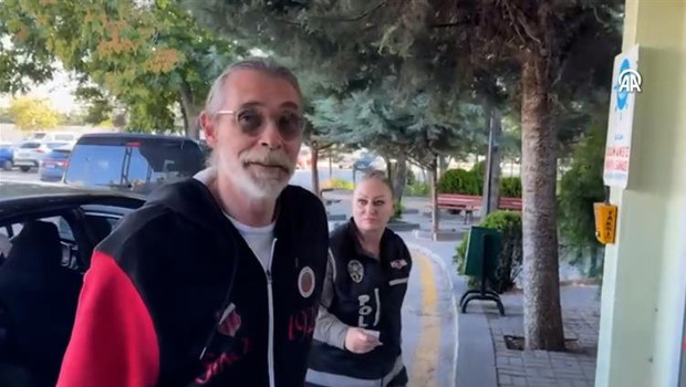 Son dakika... Etimesgut Belediyesi'ne yolsuzluk operasyonu: Erdal Beşikçioğlu gözaltına alındı