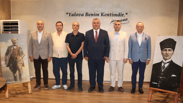 Yalova’da CHP'li 6 başkan, Yeni Parti’ye geçti haber görseli