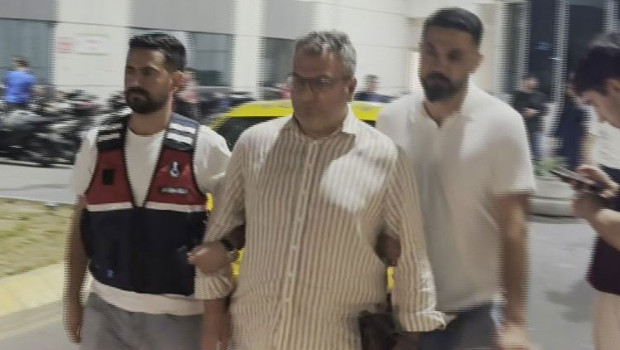 Cem Küçük gözaltına alındı