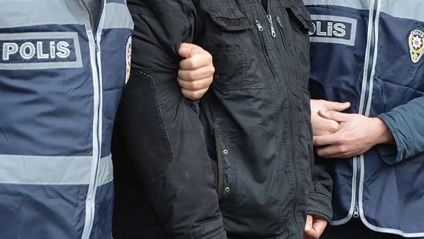 Tetikçileri ve suçu övme paylaşımları | 52 ilde sosyal medya operasyonu: 216 şüpheli yakalandı haber görseli