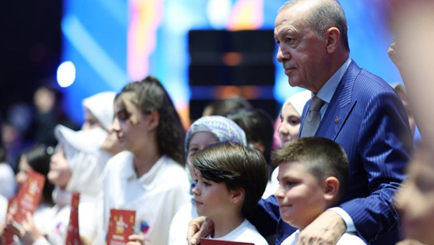 Cumhurbaşkanı Erdoğan’ın katıldığı yaz okulu buluşmasına rekor katılım