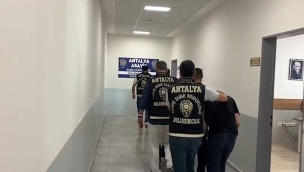 22 ilde 'nitelikli dolandırıcılık' operasyonu: 253 şüpheli yakalandı