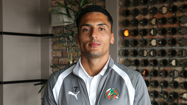 İbrahim Kaya'dan transfer açıklaması! 'Bir kulübün ilgisi olduğunu biliyorum' haber görseli
