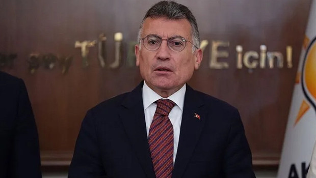 AK Parti'den siyasi partilere çerçeve yasa bilgilendirmesi haber görseli