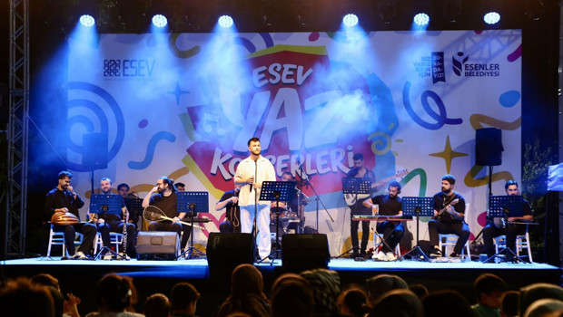 Esenler’de yaz akşamları müzikle renklendi