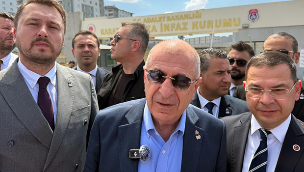 Ümit Özdağ, cezaevindeki Sinem Dedetaş ile Oğuzhan Uğur'u ziyaret etti