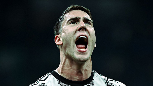 Vlahovic, Beşiktaş’ı bekletiyor! Hedefi Barcelona haber görseli