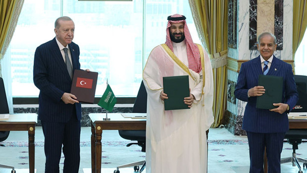 Türkiye-Suudi Arabistan-Pakistan hattında tarihi adım: Mekke Anlaşması'nın şifreleri haber görseli