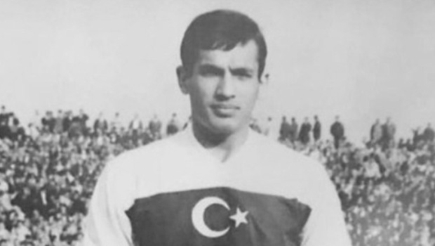 Eski milli futbolcu Haluk Erdem hayatını kaybetti