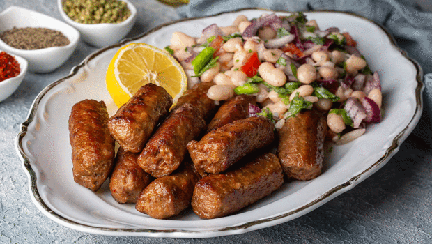 Tekirdağ köfte nasıl yapılır? Yanına ne gider?