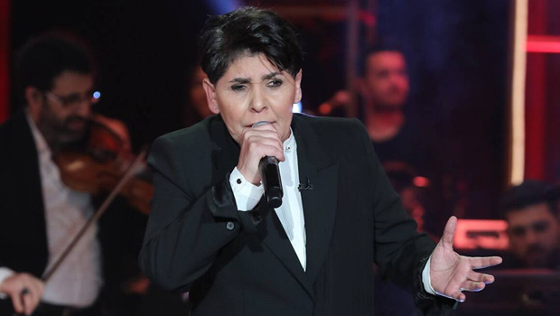 Son dakika... Şarkıcı Cansever tedavi gördüğü hastanede hayatını kaybetti